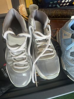 Jordan Cool Gray 11’s