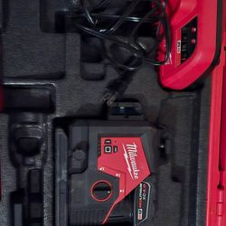 Milwaukee 3 Beam Self Leveling 