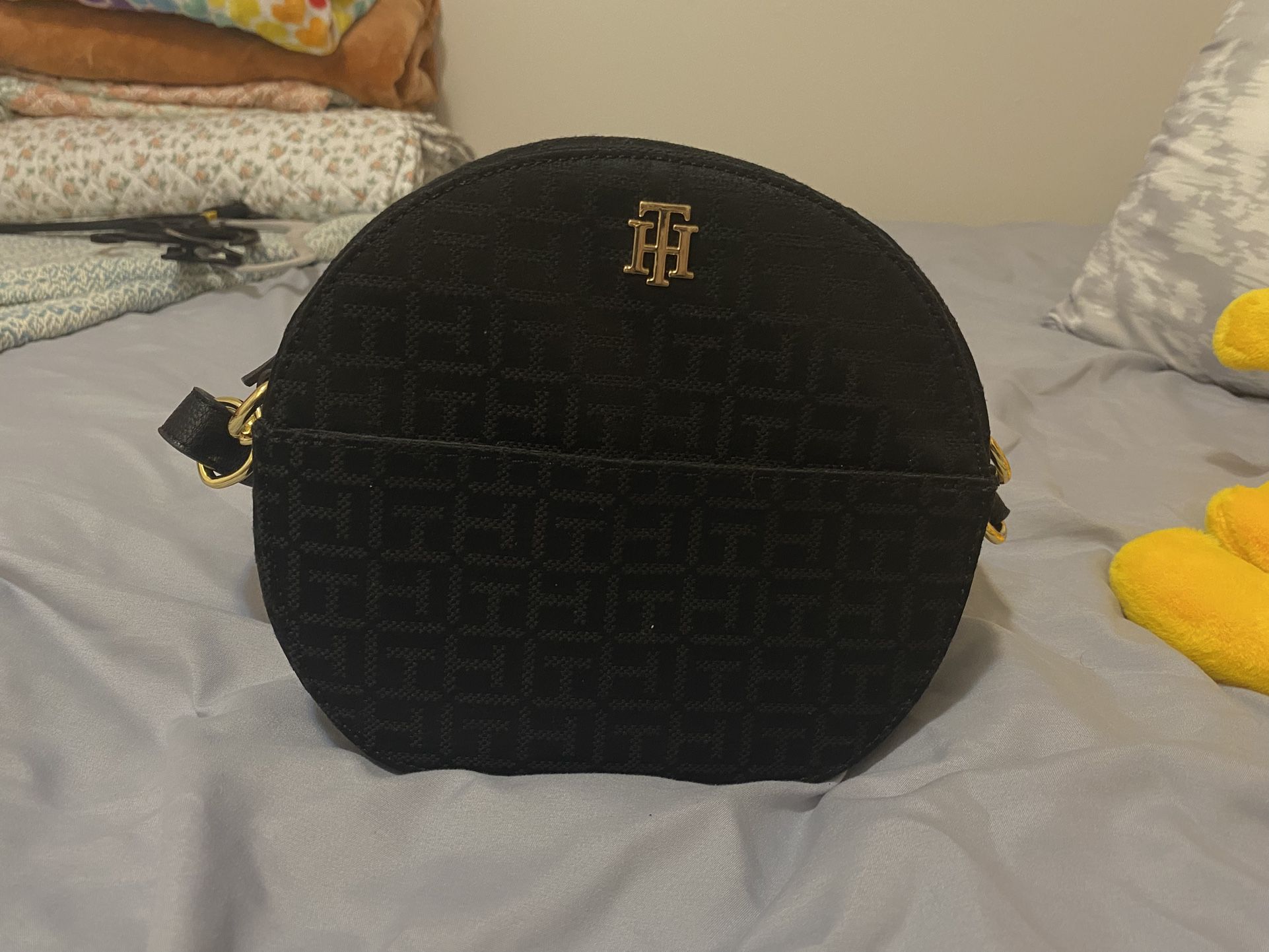 Tommy Hilfiger Women's Joy Ii Canteen Crossbody Square Monogram Jacquard