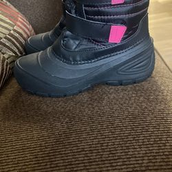 Girls Winter Boot Size 2