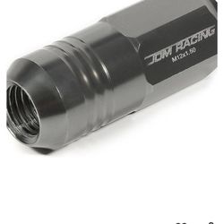 LUG NUTS