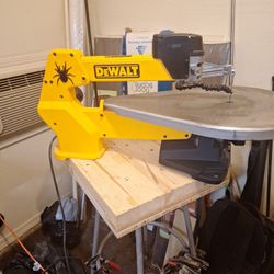 Dewalt Scroll Saw 