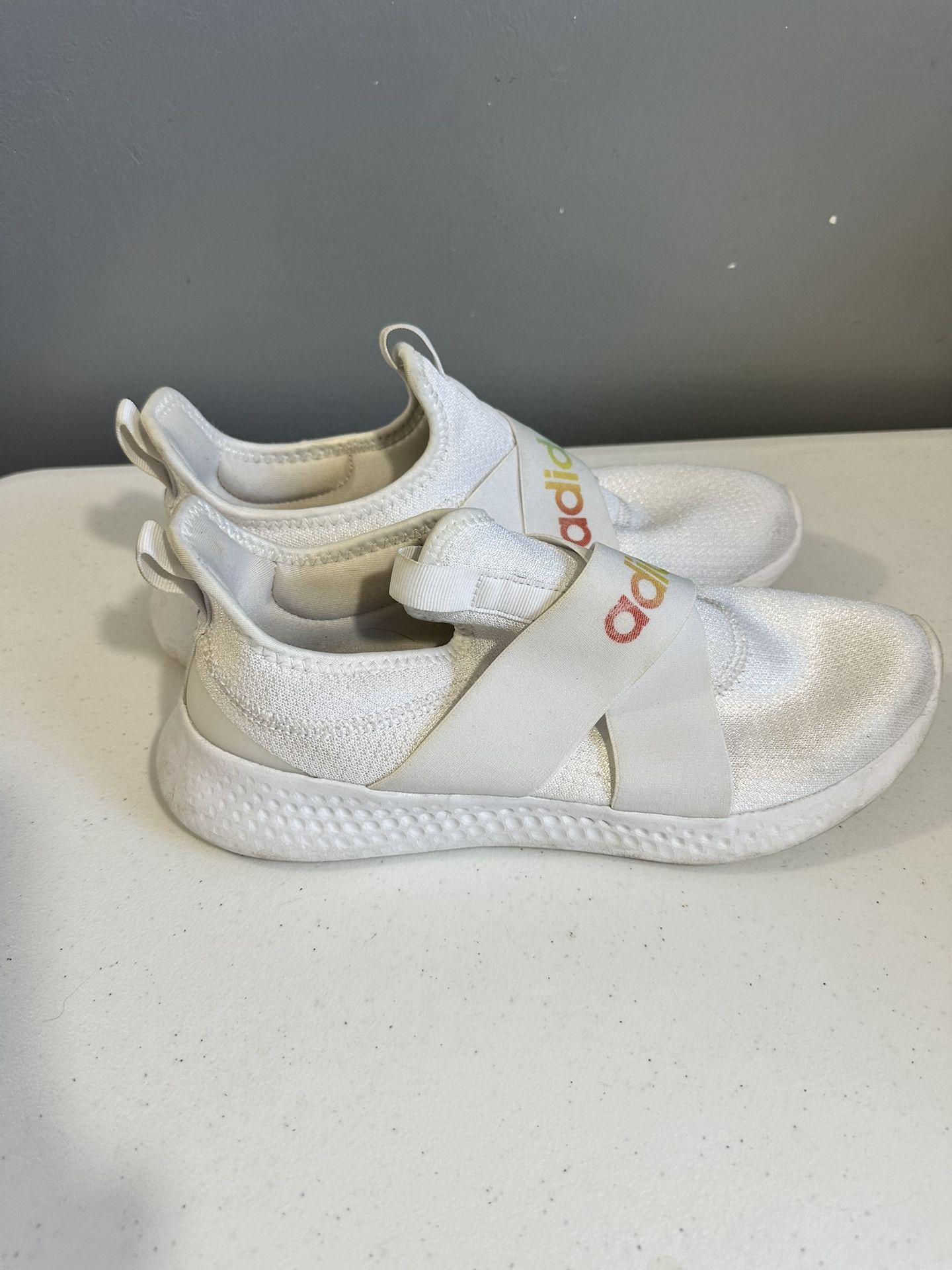 Women’s Adidas Shoes 9.5