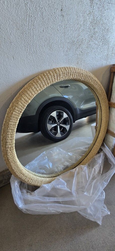 Brand New Rattan Round Wall Mirror