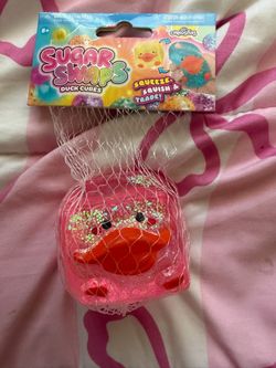 SQUISHY DUCK CUBE