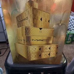 MAC advent calendar 