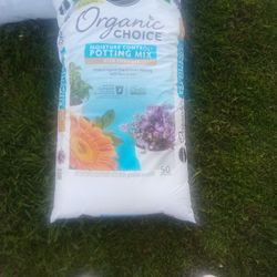 Miracle-Gro Organic Choice Potting Mix