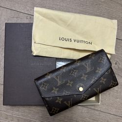 Louis Vuitton Sarah Wallet In Rose Ballerina Color