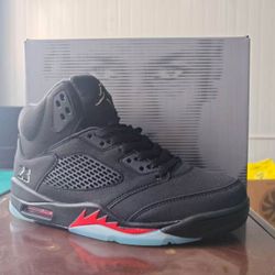 Air Jordan 5 Retro Halloween