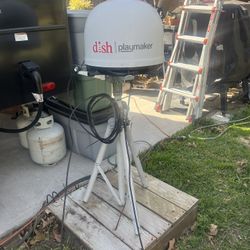 Dish Playmaker Satellite With Wally