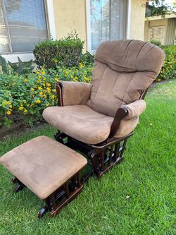 Good Condition Rocking Chair With Lock Recliner and Ottoman Very Comfortable  85% New