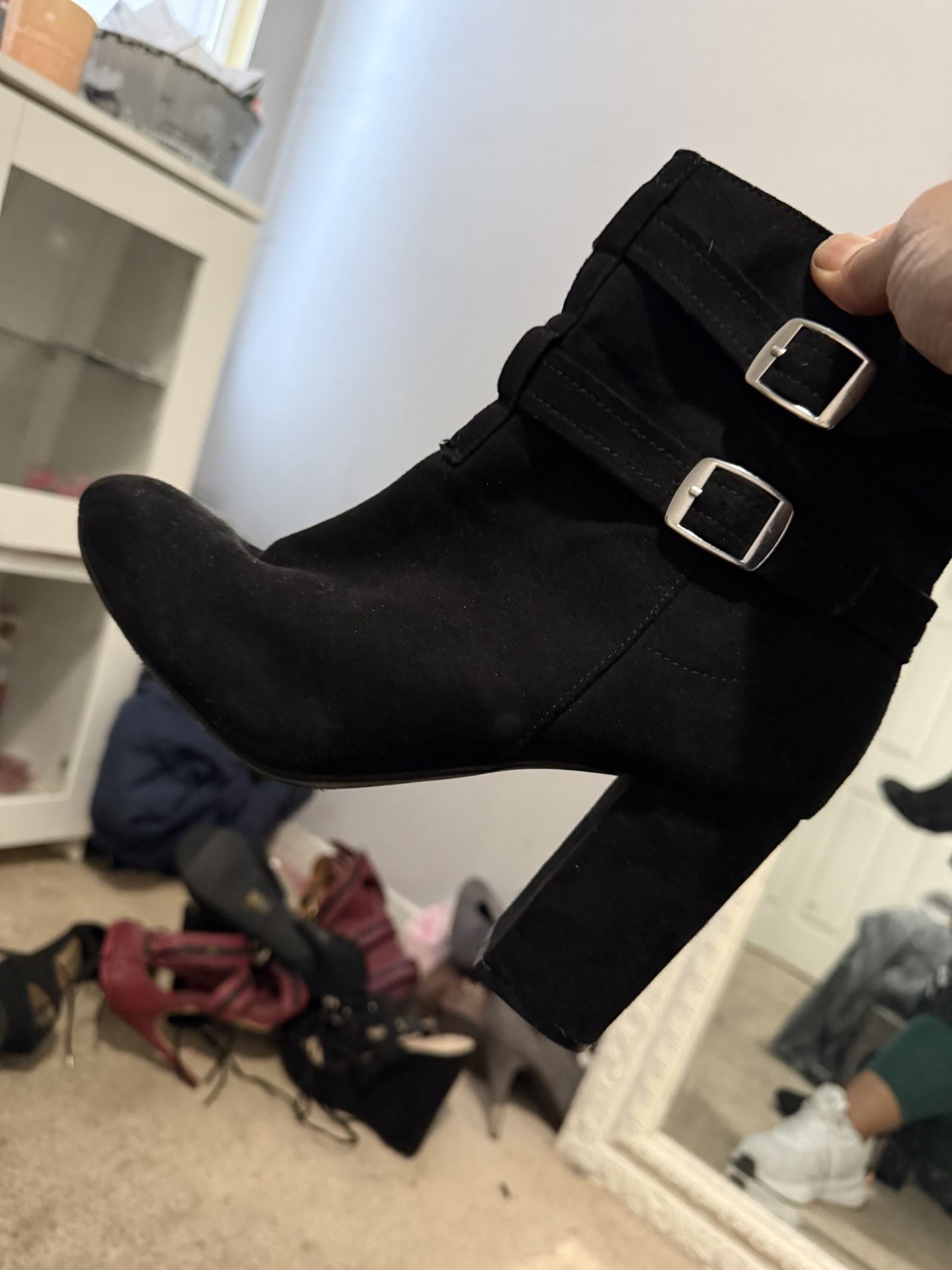 Black Low Cut Boots With Heel