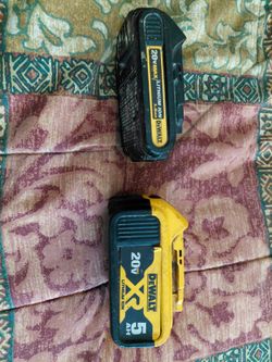 2 DeWalt battery