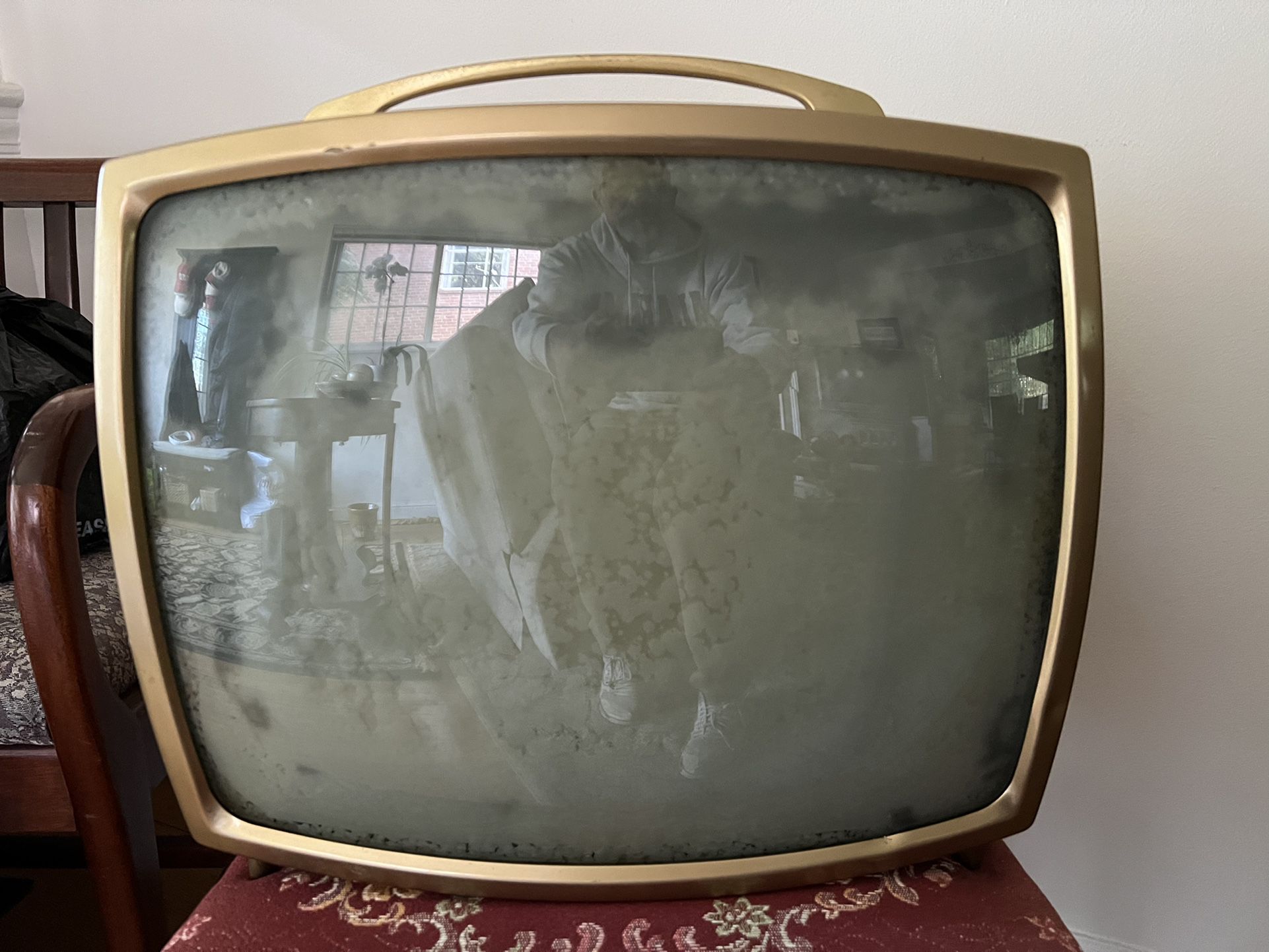 Vintage Setchell-Carlson TV ~ Model 19P63
