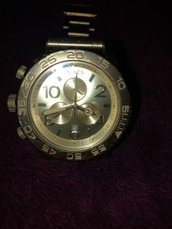 NIXON 4220 men’s Watch