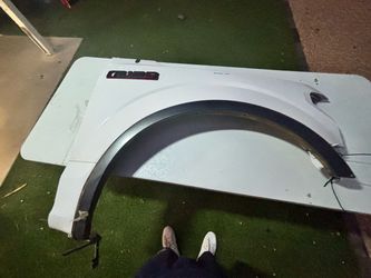 Ford F-150 XLT Truck Fender White