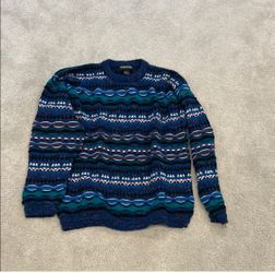 Women’s Blue, Green and Purple Patterned Vintage Expressions InternationaSweater