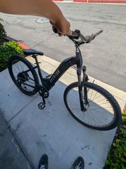 Aventon Roller