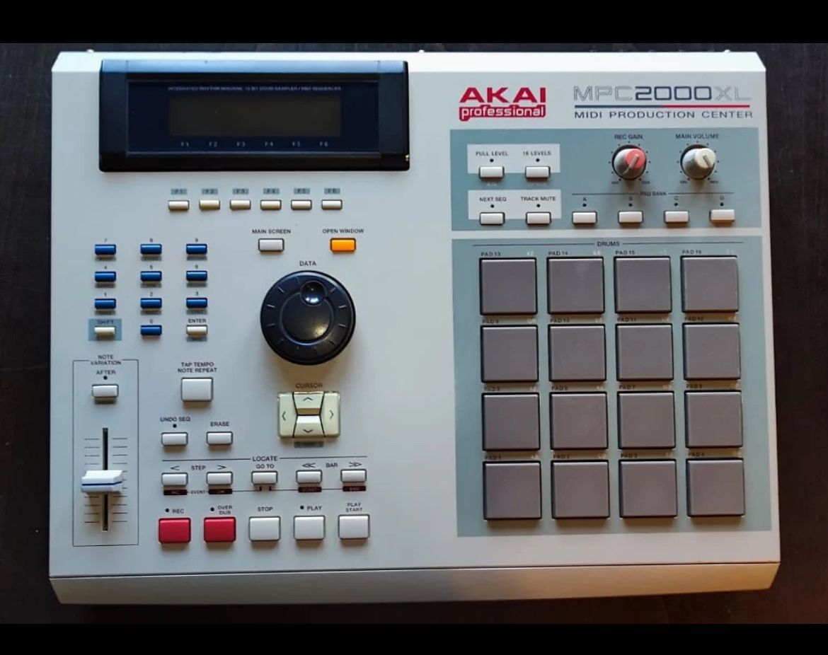 Mpc 2000xl
