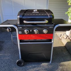 Char-Broil Gas2Coal BBQ Grill.