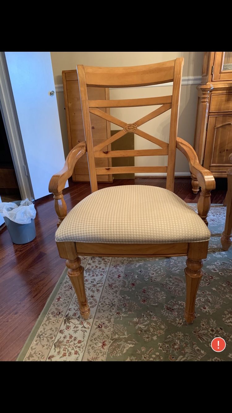 Dining room set (6 chairs)