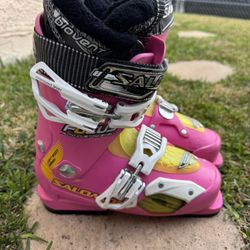 Pink Women Salomon  Focus Ski Snow boots 23.5 Size Women 6.5 Men 5.5