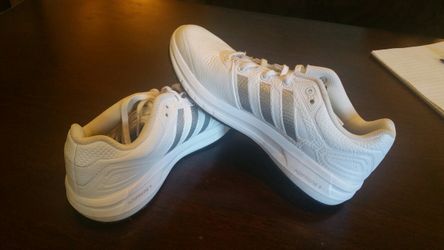 Adidas size 7 1/2