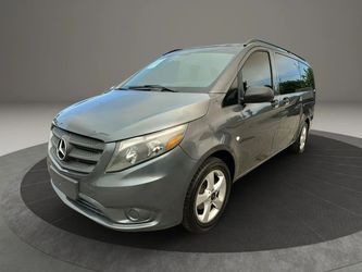 2016 Mercedes-Benz Metris Passenger