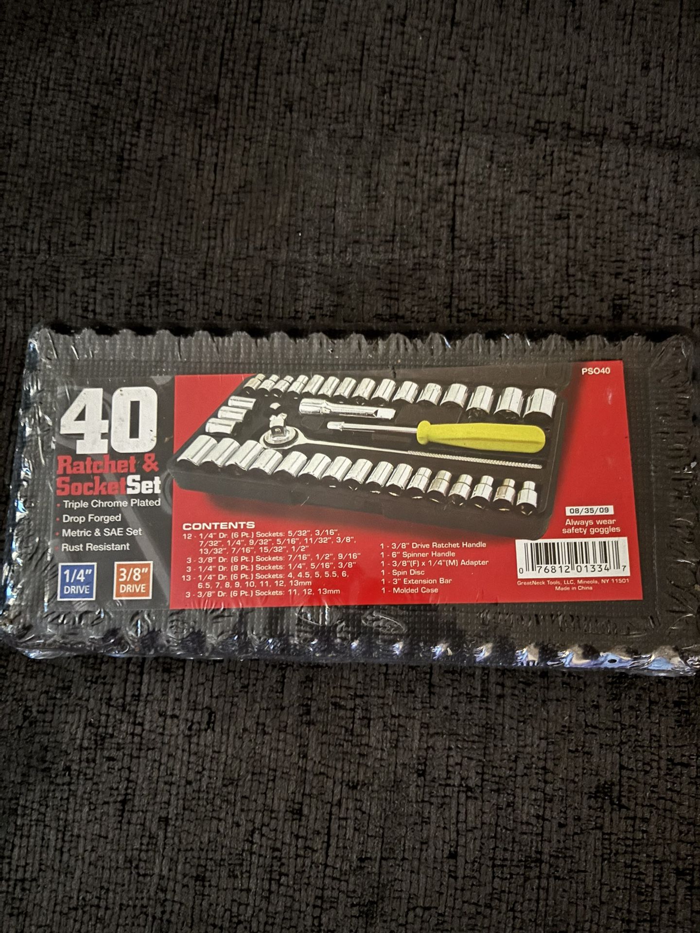 Ratcheting & Socket Set