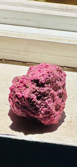 Cobaltoan Calcite specimen.