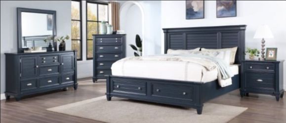 Brand New Blue 4pc Queen Bedroom Set (Available in California & Eastern King)