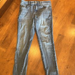 Woman’s American Eagle next level stretch jeans shipping available