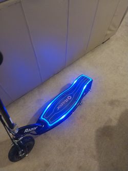 Razor E100 Glow Scotter Electric