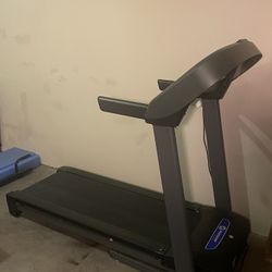 Treadmill 