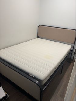Bed & Frame