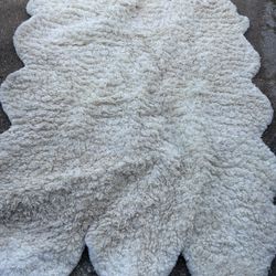 Sheepskin Area Rug