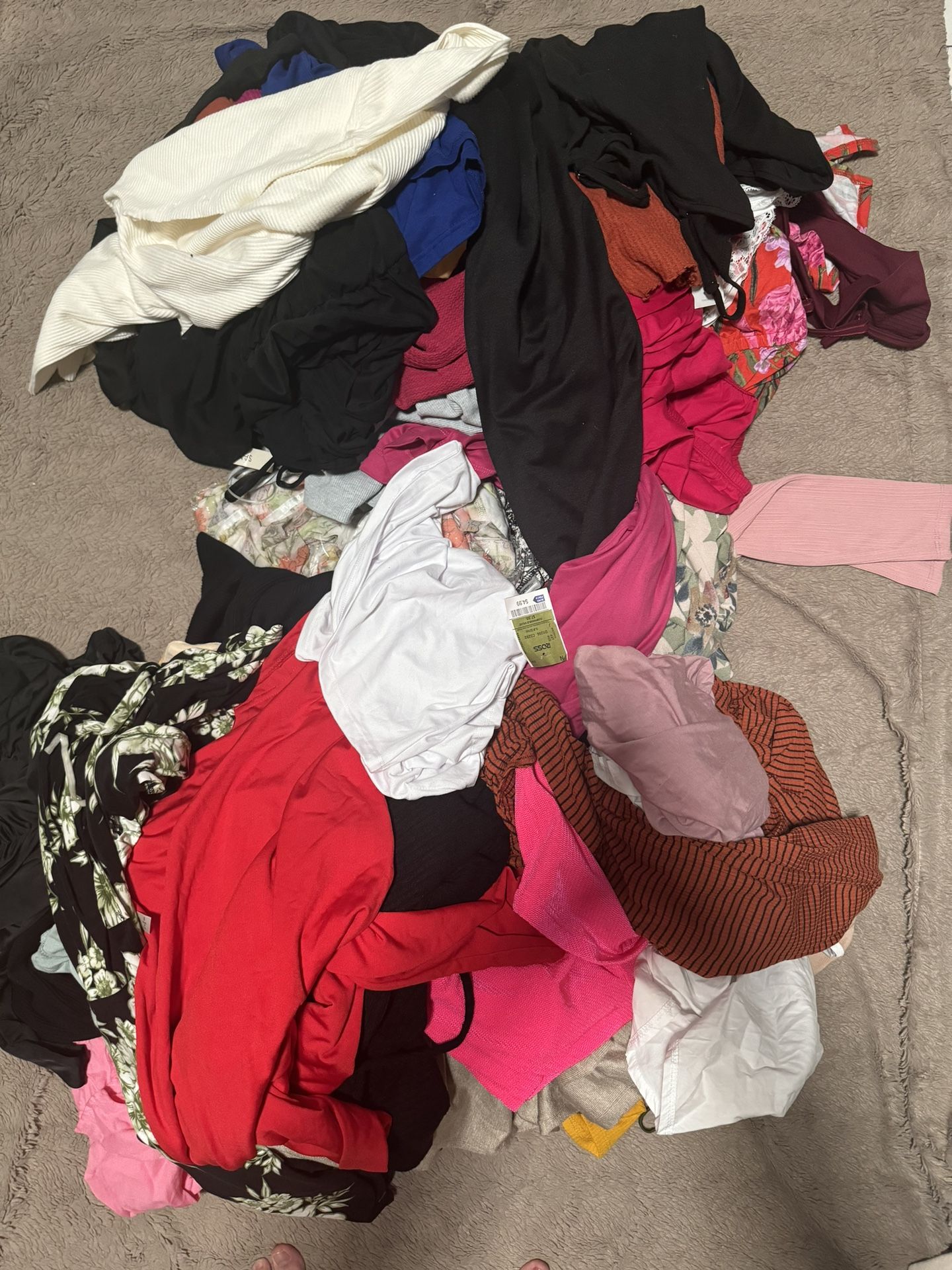 NEW🌻WOMENS CLOTHES🌻S/M/L