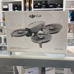 DJI Flip Fly More Combo W/ RC2