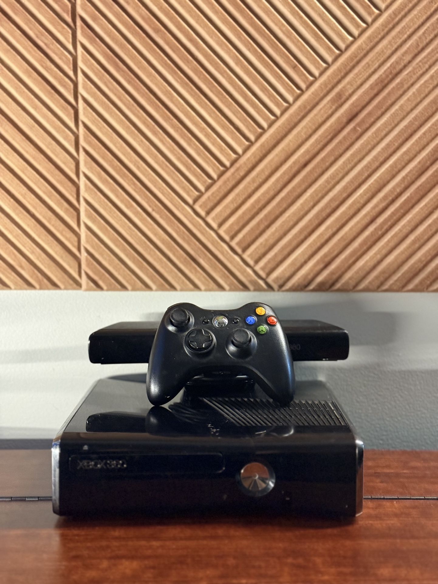 XBOX 360 (Shipping Only)