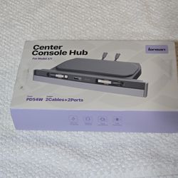 Tesla Model 3/Y Center Console USB Hub 4 Ports Fast Charger Lansan