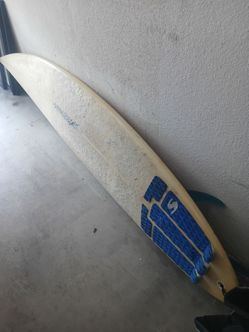 Trifin surfboard