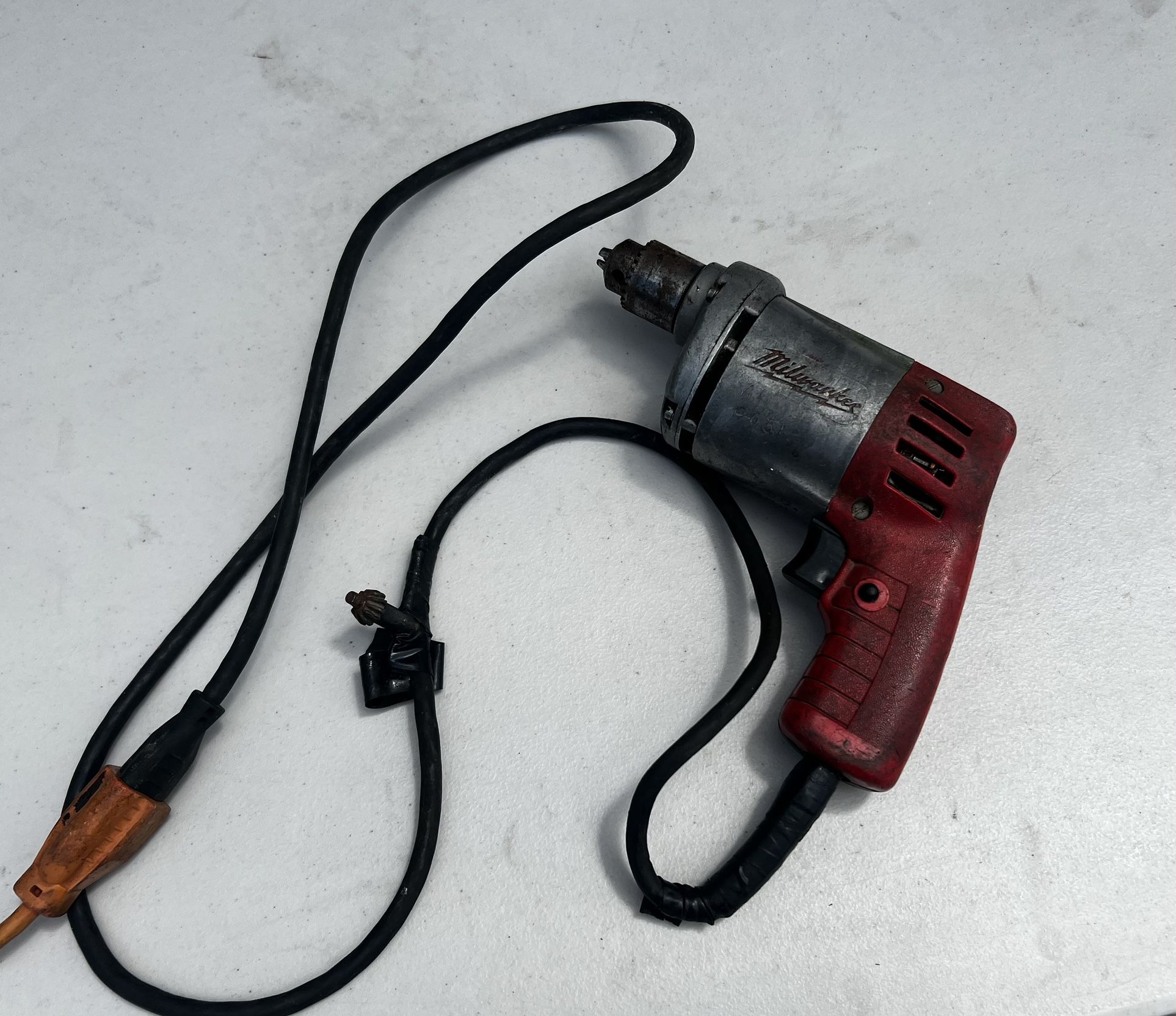 Milwaukee 1/4" Drive Screw Shooter Screwdriver Screw gun USA Made Vintage