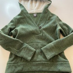 Nike ACG Hoodie Womens XL Sherpa Fleece Button V Neck Kangaroo Pocket Green