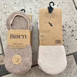 NWT Born women Half Cushion Pillow Plush Liners with anti-slip heel 10 pairs