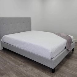 New Bed - Nueva Cama 