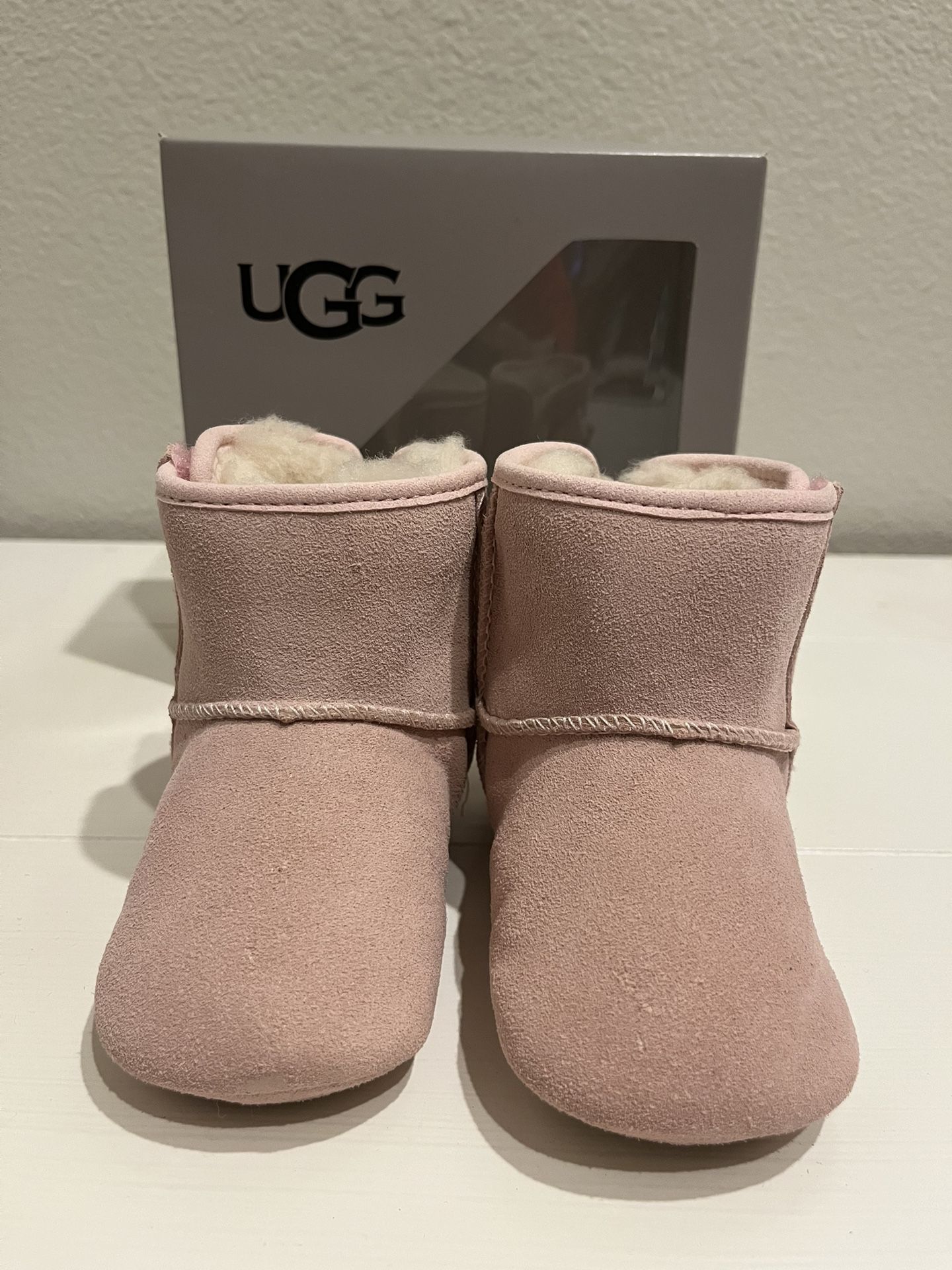 Ugg Jesse Bow II Boots Size 2/3