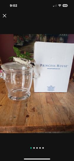 Princess House #6192  Crystal Ice Bucket with Stainless Steel Tongs 