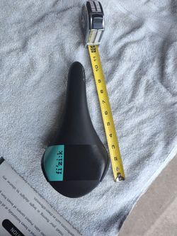 Fizik Aliante st steel rail bicycle saddle