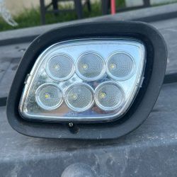 Freightliner Cascadia Fog Light 