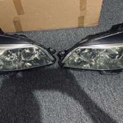 09 Mercedes C300 (w204) Headlights 